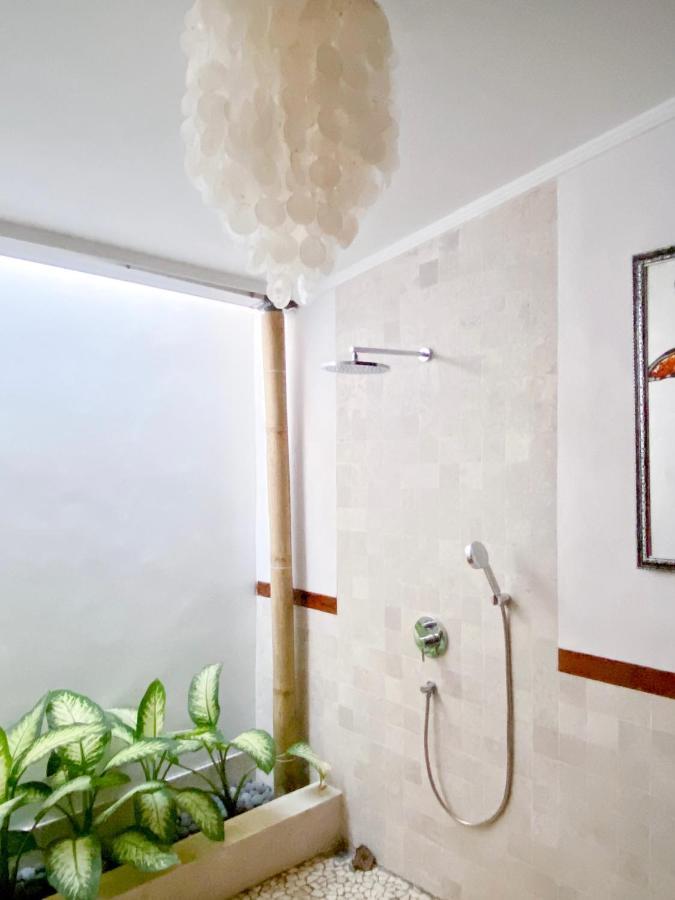 2Br Art Villa Bingin Uluwatu Buitenkant foto